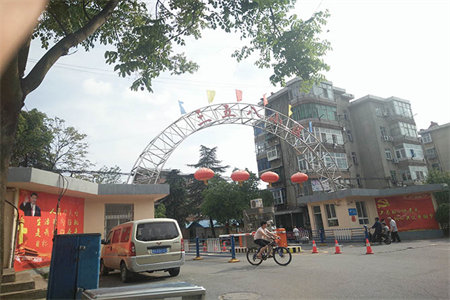 密州电力三小区3室1厅1卫65万87.8m2豪华装修出售